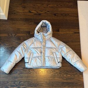 All in Motion women’s Metallic Puffer Jacket medium cropped ski
